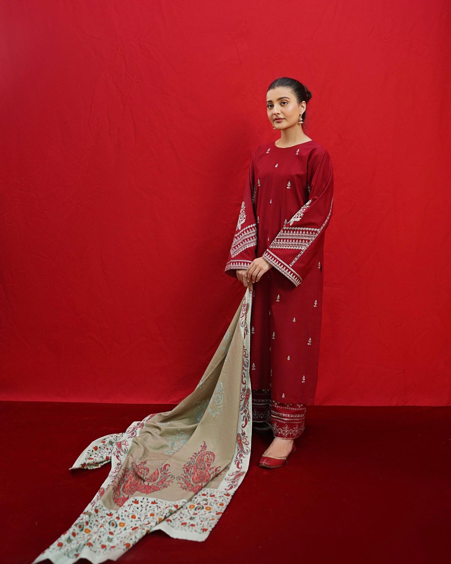 WINTER COLLECTION DHANAK EMBROIDERY 3 PC