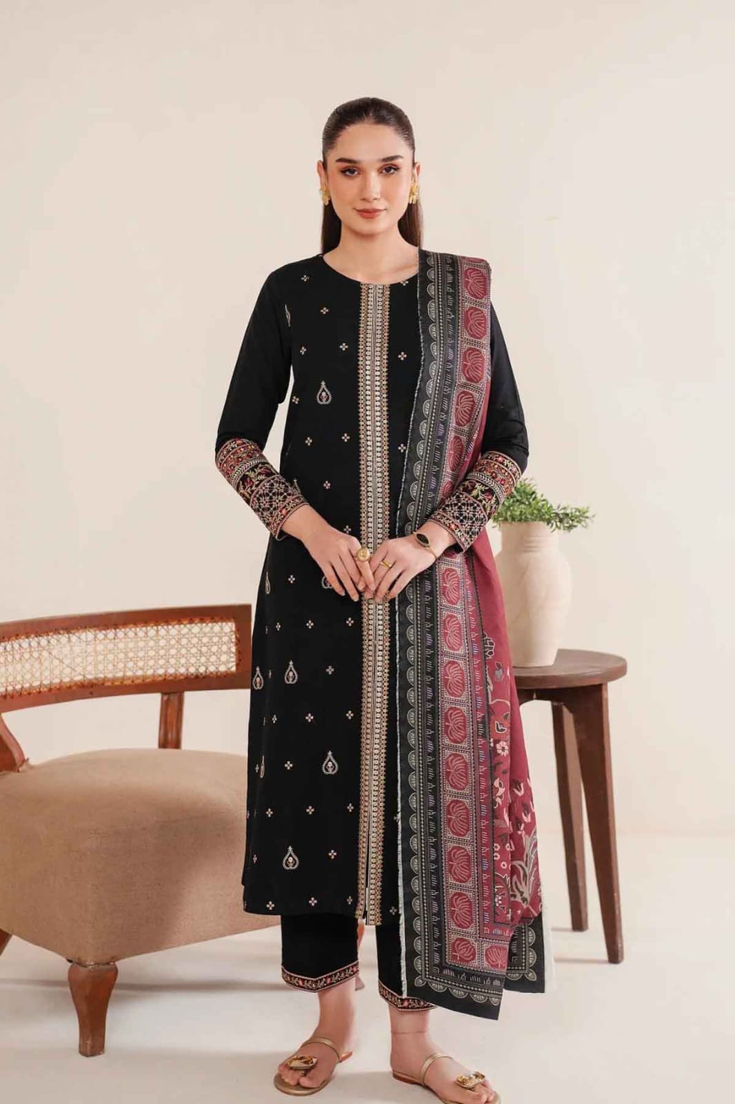 WINTER EMBROIDERY COLLECTION3PC